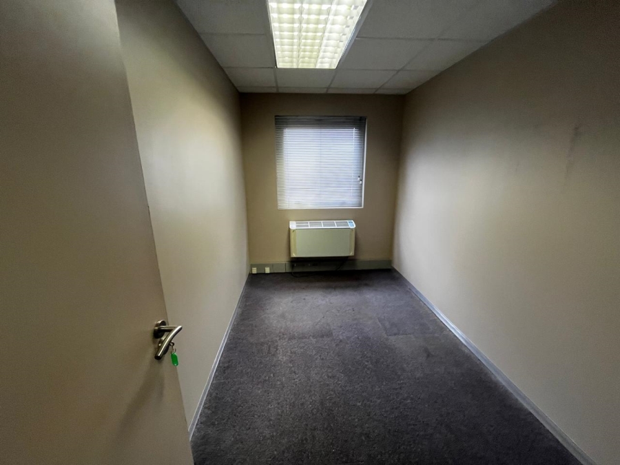 To Let commercial Property for Rent in Rosendal Western Cape